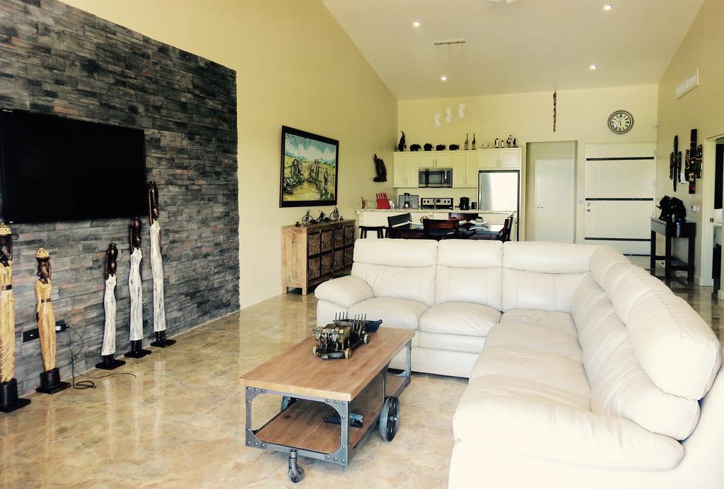 The Elephant Castle Beach Front Penthouse Manuel Antonio Esterno foto